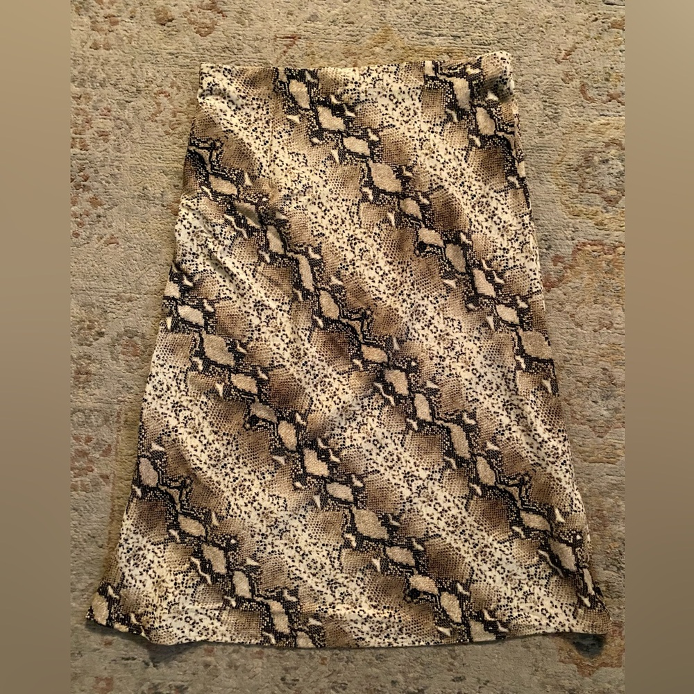 Rachel Zoe pull on midi skirt in snake fabric